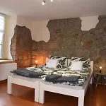 Karkonoska 12