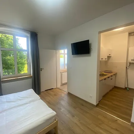 Karkonoska 12 Апартаменты